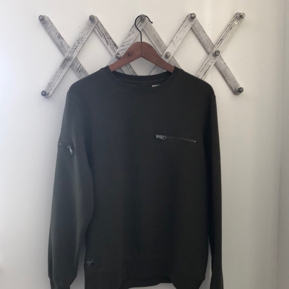 🎉 5/$15 🎉 Threadbare Denim Corps Sweatshirt (L) - Picture 1 of 6